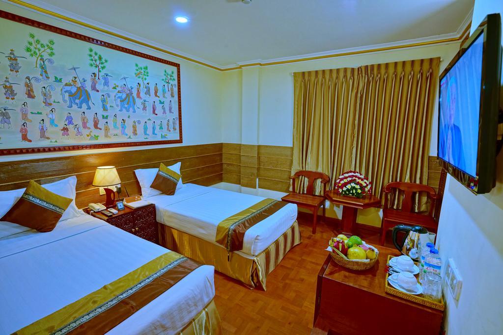 Hotel Yadanarbon 3*