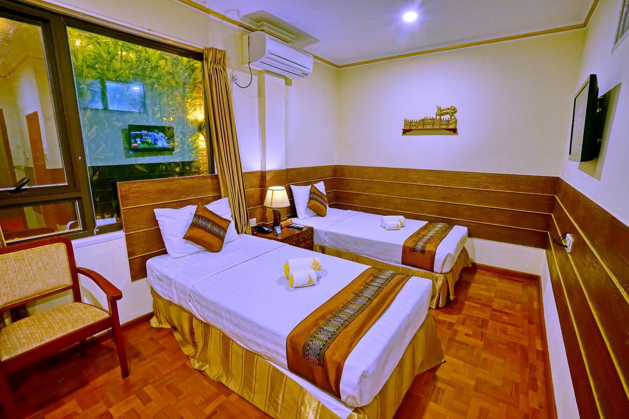 Yadanarbon Hotel 3*