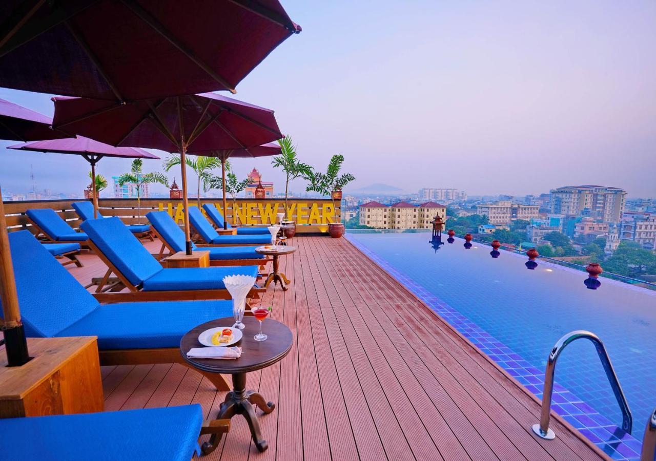 Yadanarbon Hotel
